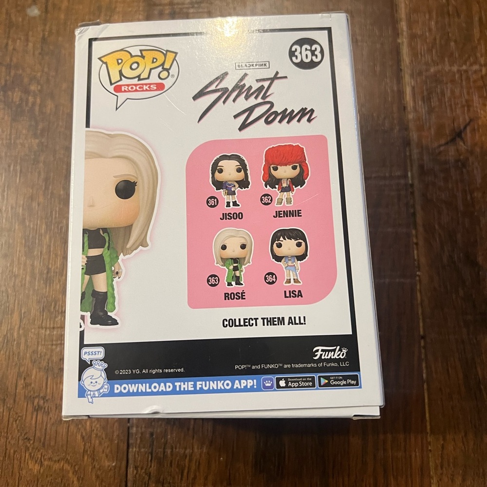 Funko Pop! Rocks Vinyl Figure - Rosé - Picture 2 of 2